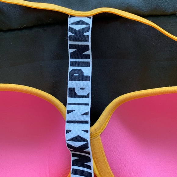 Cool & Comfy Seamless Wireless T-Back - Picture 4 of 5